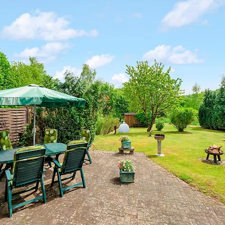 Haushaelfte Utecht & Jensen * Warin