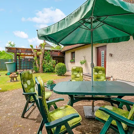 Haushaelfte Utecht & Jensen * Warin